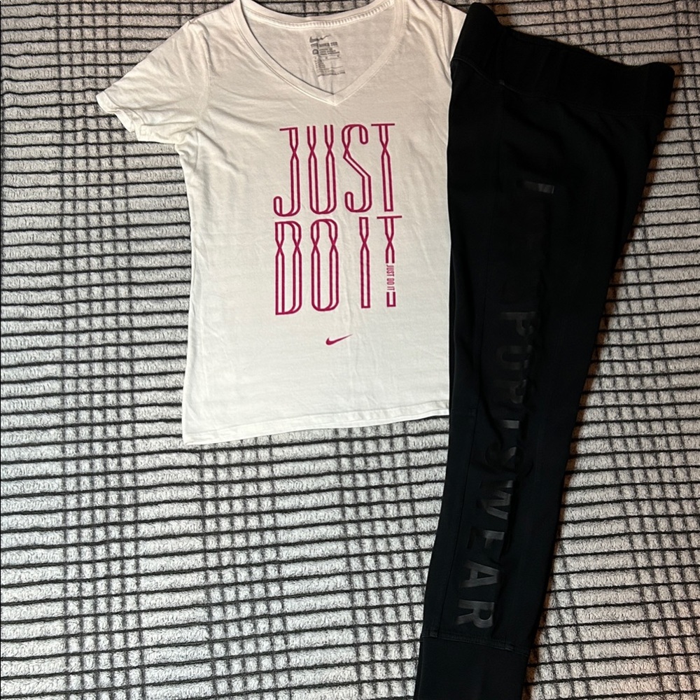 Women’s Nike Tee & Joggers Set (M)